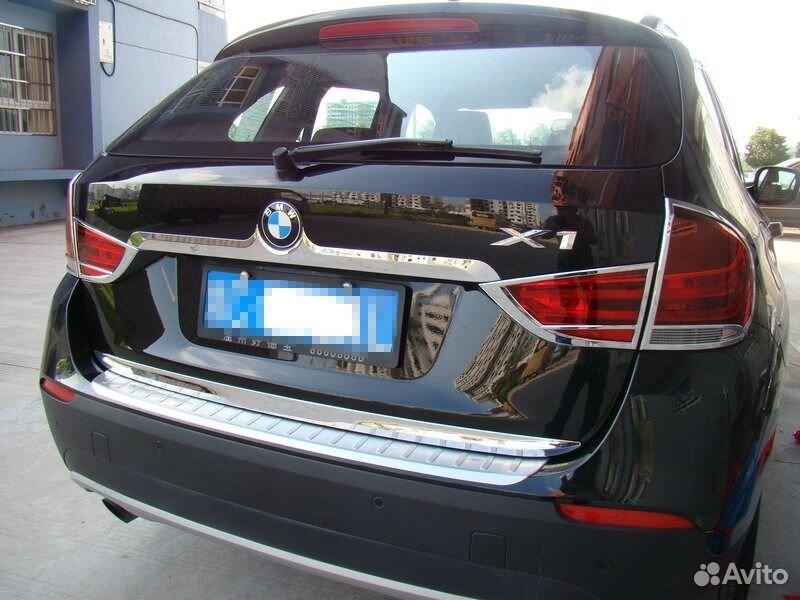 Молдинг на багажник (верхний) BMW X1 (2009-2012)