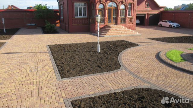 Выполнить работы по укладке тротуарной плитки Выполнить работы по укладке тротуарной плитки
