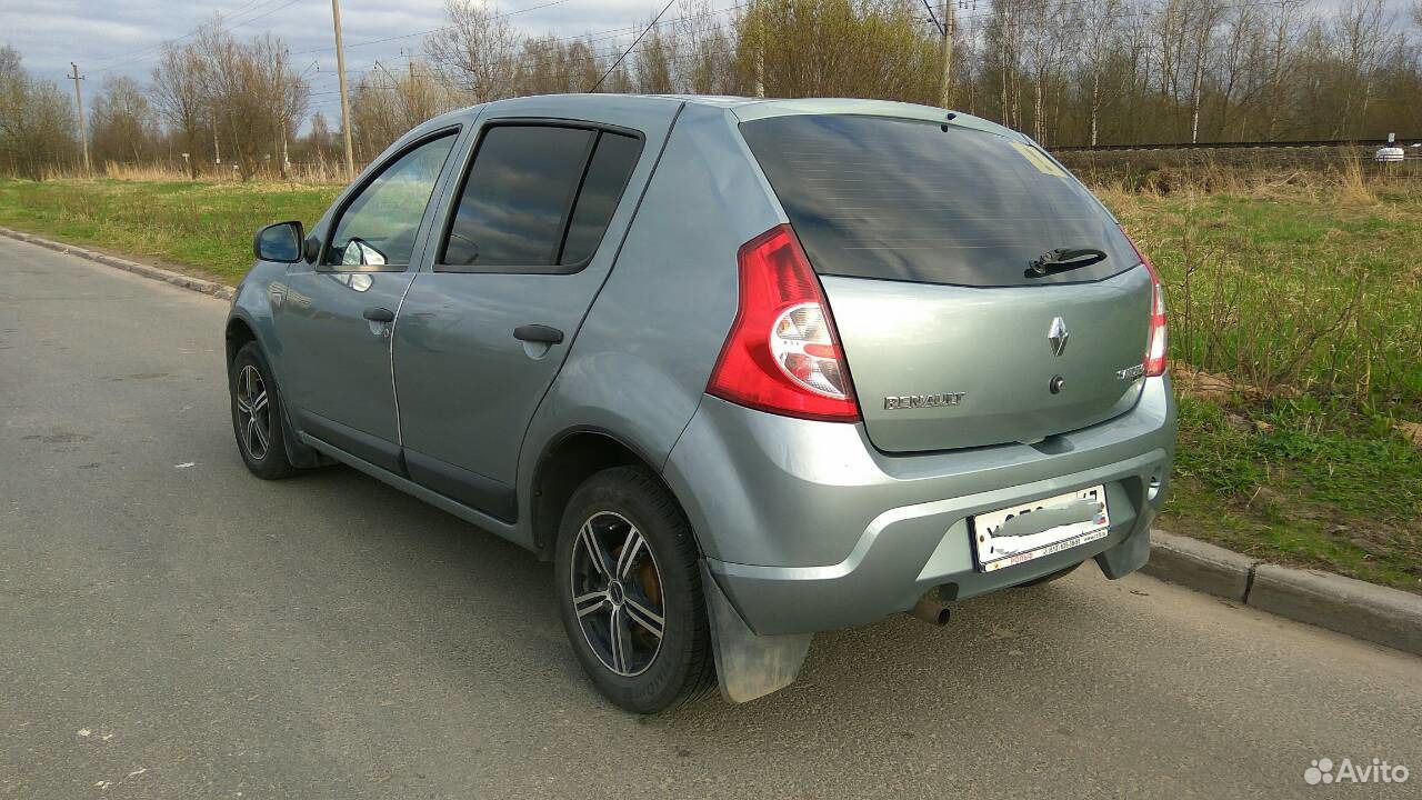 Рено сандеро 2010 1.6. Renault Sandero 2010. Рено Сандеро 2010. Рено Сандеро 2010г.