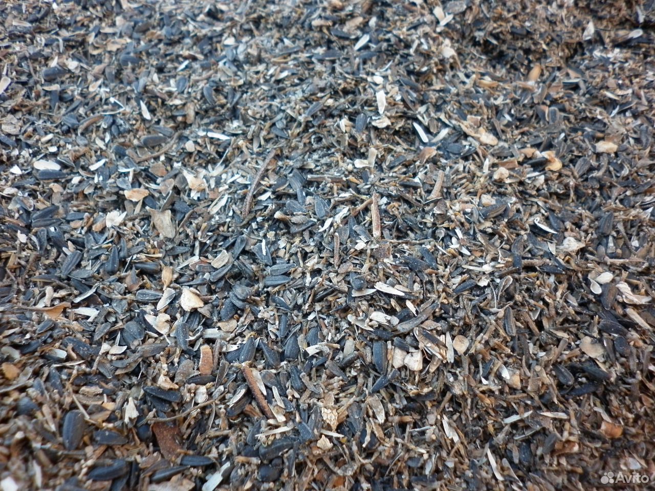 вывоз крупногабаритного мусора. обрезь синтепона. Caught fish waste. отходы бой бетона. обрезки оконного профиля микс.