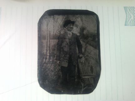 Старинная фотография на листе металла 1800-ые гг
