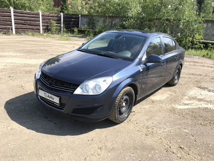 Opel Astra 1.6 МТ, 2011, седан