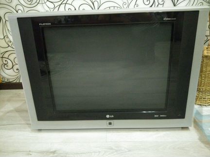 Телевизор LG Flatron XD 100Hz