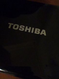 Ноутбук Тошиба сателлит с сумкой