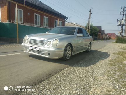 Mercedes-Benz E-класс 2.4 AT, 1997, битый, 299 000 км