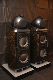 5.1 Bowers & Wilkins Signature 800 Tigers Eye