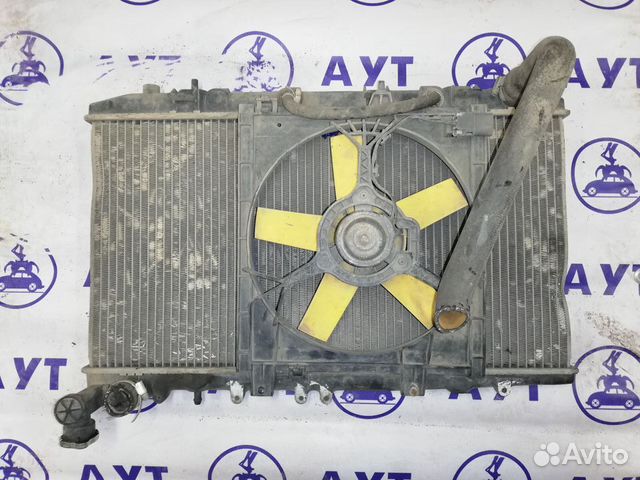 Радиатор охлаждения Рено Лагуна 3