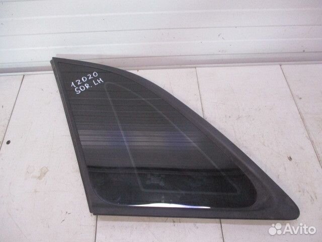 Стекло кузовное глухое левое Kia Sorento 2 (XM)