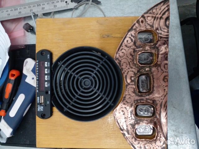 Часы ламповые