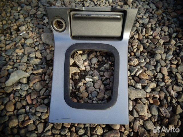 Рамка селектора Nissan Avenir W11