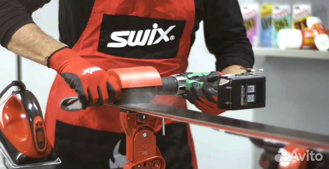 Горные лыжи и сноуборды