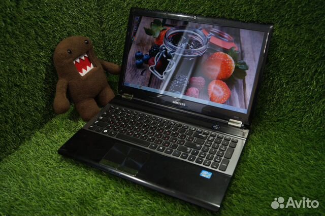 Samsung на 4-ядерном Core i7 с новым аккумулятором