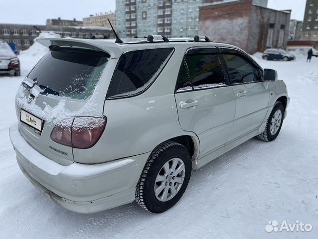 Toyota Harrier 2.2 AT, 1999, 188 500 км