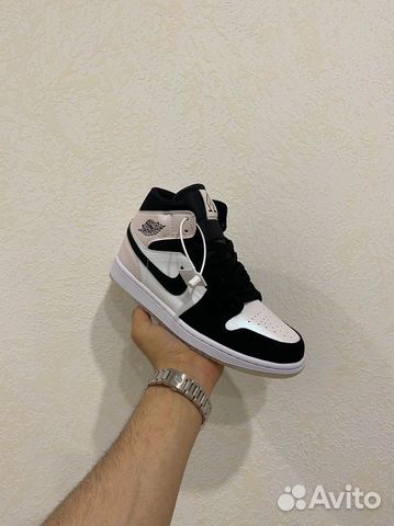 Nike Air Jordan 1