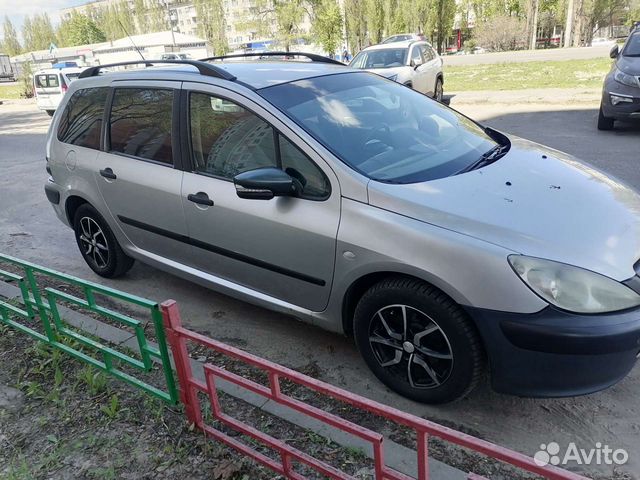 Peugeot 307 1.4 МТ, 2003, 100 000 км