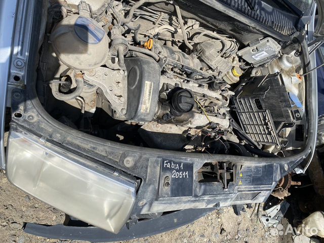 Панель передняя телевизор skoda fabia