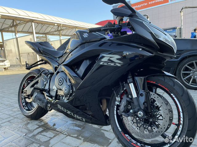 Suzuki GSX-R 750 K8