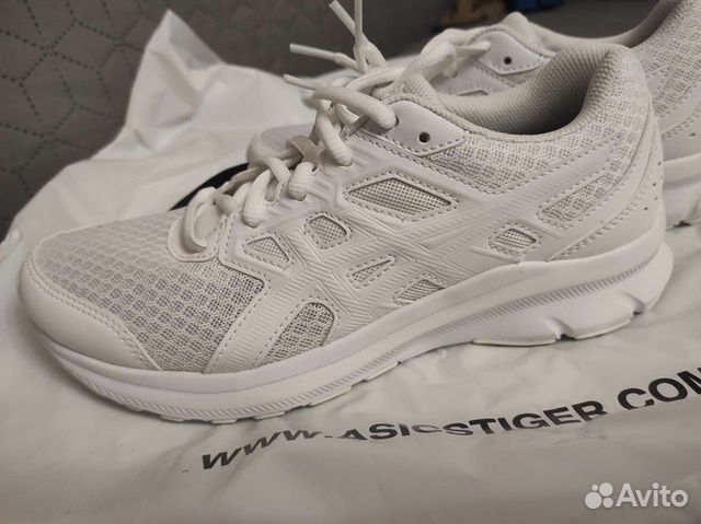 Кроссовки женские Asics