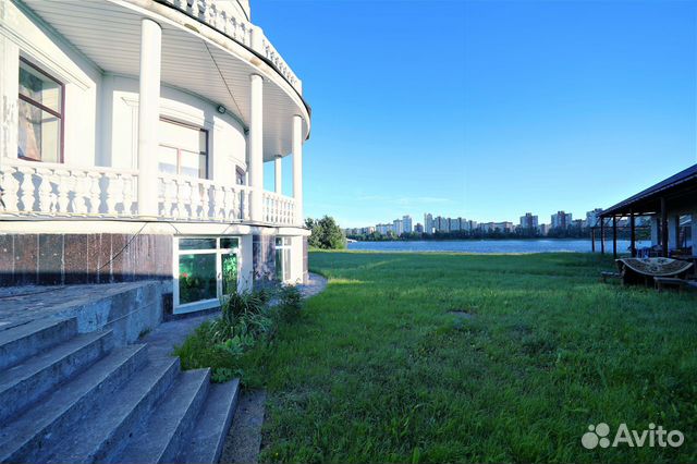 

7-к. коттедж, 700 м²