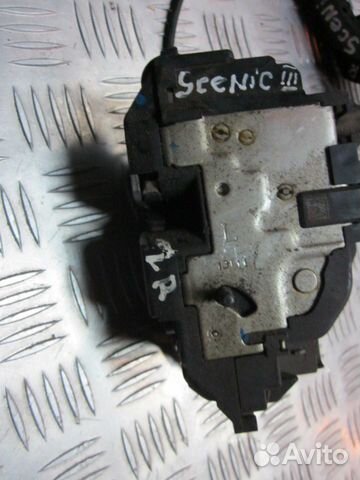 Замок задней левой двери для Рено Сценик 3 2011гв