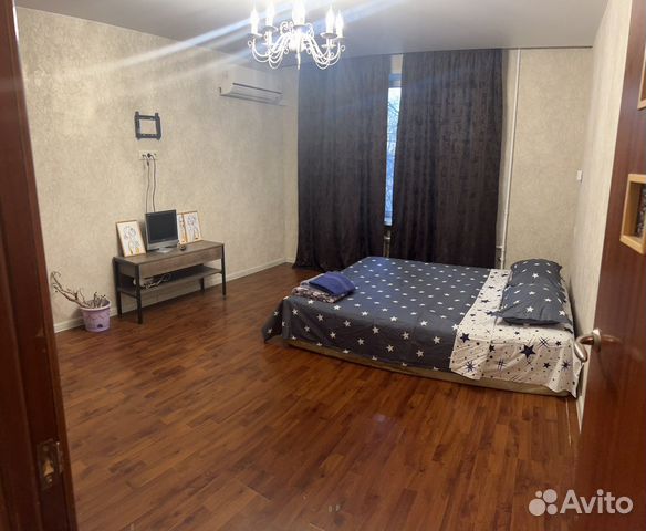 

1-к. квартира, 42 м², 1 кровать