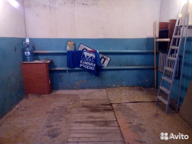 Гараж, > 30 м²