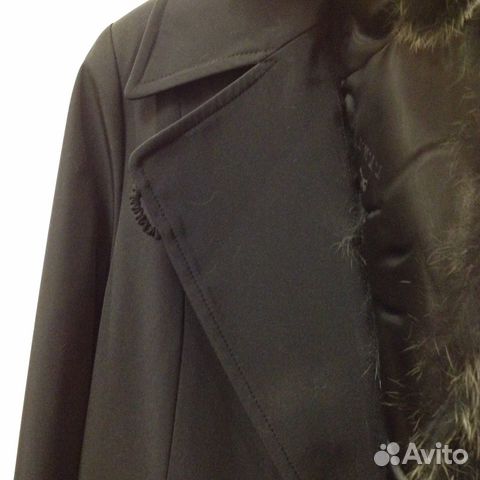 Куртка с меховым воротником