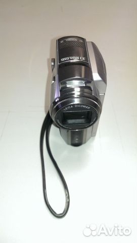 Компактная видеокамера Panasonic SDR-S100 Компактная видеокамера Panasonic SDR-S100
