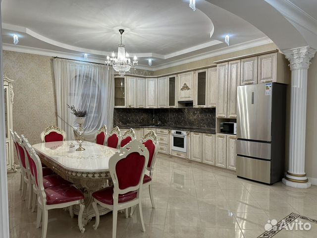 

Дом 145 м² на участке 8 сот.