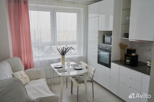 

1-к. квартира, 40 м², 18/33 эт.