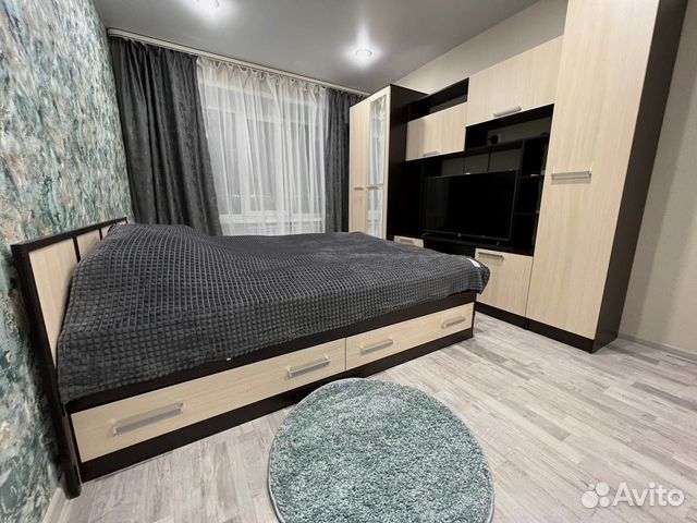 

1-к. квартира, 32 м², 3/5 эт.