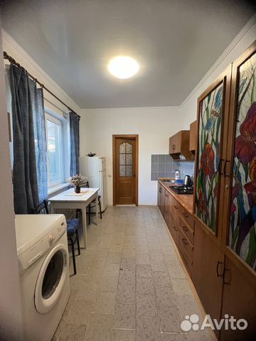 

1-к. квартира, 42 м², 1/1 эт.