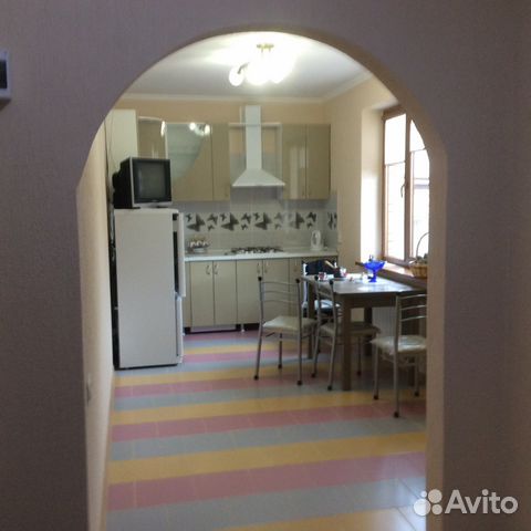 2-к квартира, 60 м², 1/1 эт.