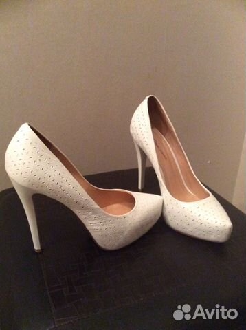 Свадебные белые туфли Свадебные белые туфли