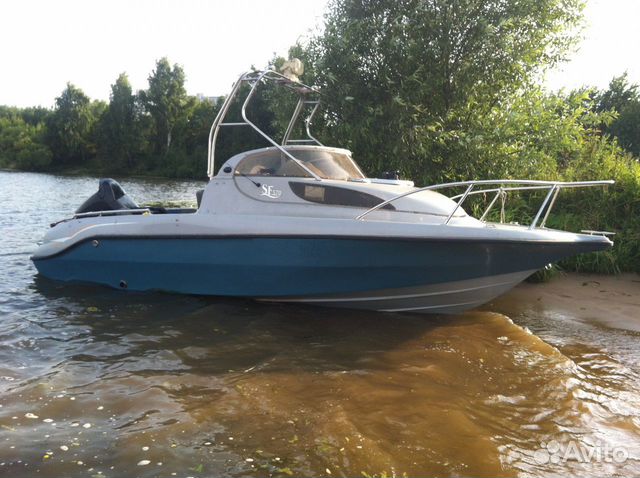 Катер каютный SF-570 Катер каютный SF-570