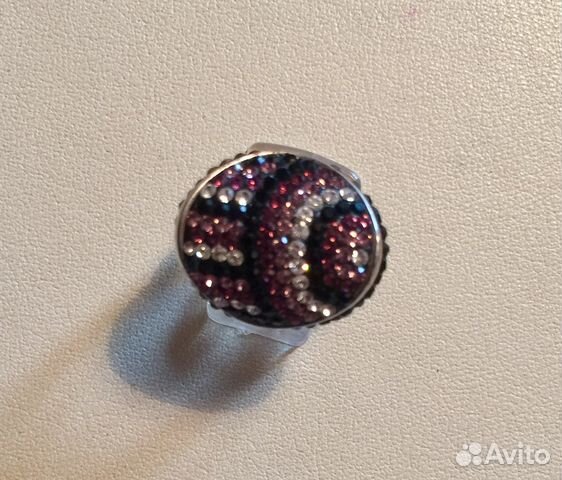 Кольцо из серебра с цирконами