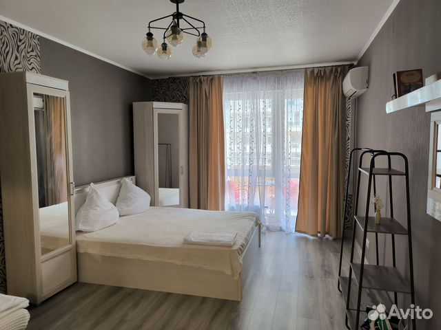 

Квартира-студия, 42 м², 2 кровати