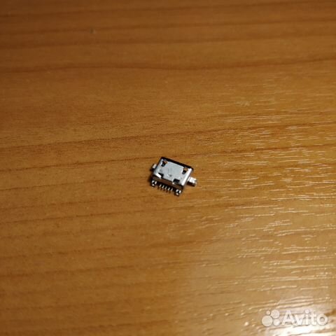 Разъем питания для Motorola XT1570, XT1572, XT1575 Разъем питания для Motorola XT1570, XT1572, XT1575