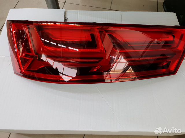 Задние фонари Q7 4M