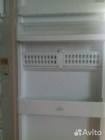 Полки и ящики для холодильника Indesit