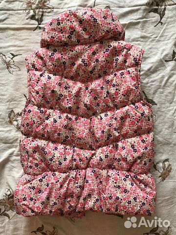 Жилет для дев. Mothercare 24-36 мес (2-3г) Жилет для дев. Mothercare 24-36 мес (2-3г)