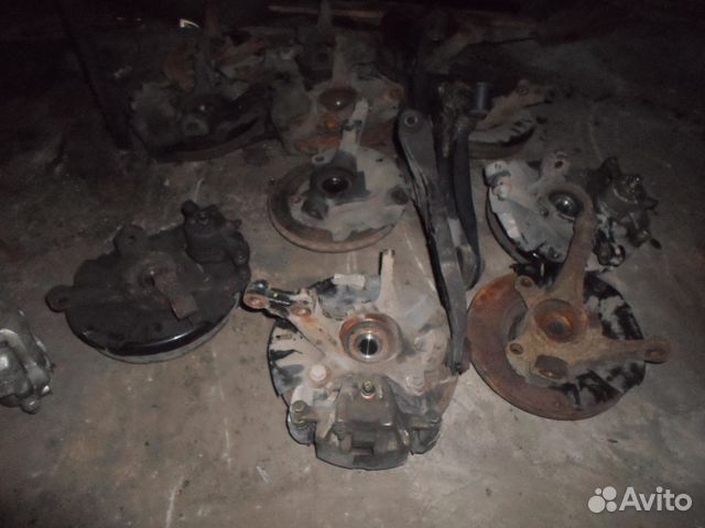 Кулак поворотный Kia Rio 3 Hyundai Solaris