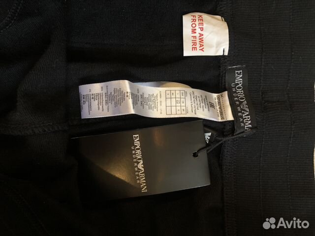 Шорты Emporio Armani италия оригинал размер L Шорты Emporio Armani италия оригинал размер L