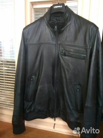 Кожаная куртка lagerfeld(оригинал) 52 р Кожаная куртка lagerfeld(оригинал) 52 р