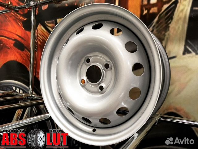 Новые стальные диски R15 на Chevrolet Aveo Новые стальные диски R15 на Chevrolet Aveo