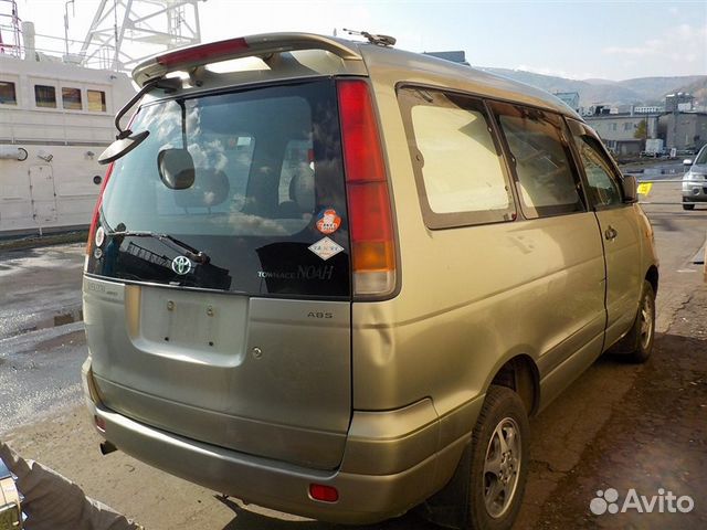 Стекло заднее toyota townace / noah 96-07 Стекло заднее toyota townace / noah 96-07