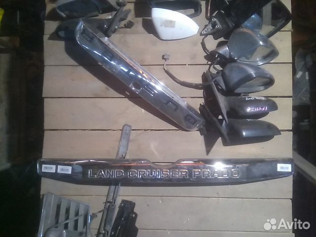 Накладка двери багажника toyota land cruiser prado