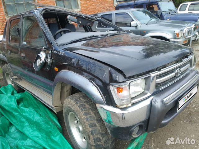 Toyota Hilux 2.7 AT, 2001, битый, 244 000 км