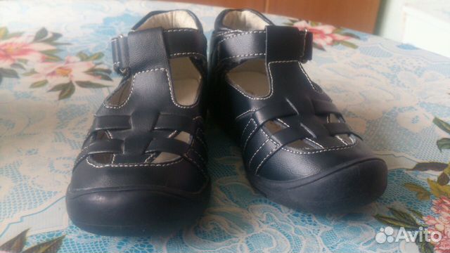 Сандали детские(новые) Сандали детские(новые)