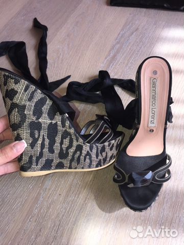 Босоножки Gianmarco Lorenzi. Босоножки на танкетке Босоножки Gianmarco Lorenzi. Босоножки на танкетке